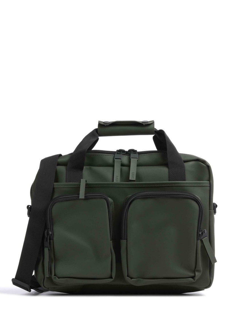 Borsa a tracolla sintetica verde con due tasche frontali con zip, due manici superiori, tracolla regolabile e una superficie liscia.
