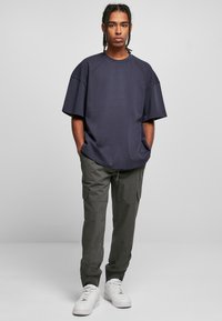Urban Classics ULTRA HEAVY OVERSIZED  - T-shirts - midnightnavy