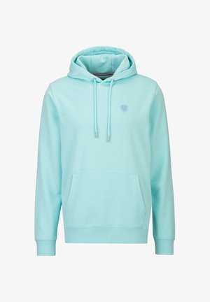 Lichtblauwe capuchontrui met voorzak, trekkoorden en een klein geborduurd logo op de linkerborst.