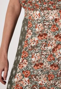 Apricot FLORAL - A-Linien-Rock - khaki