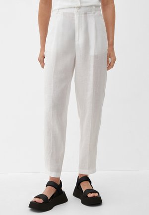 MIT BÜGELFALTEN - Pantalon classique - weiß