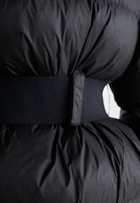 HUGO FALENTINA - Χειμωνιάτικο παλτό - black