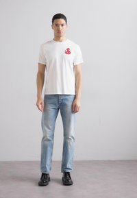 sandro SNAKE TEE - T-shirt print - optic white