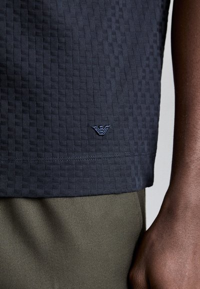 Emporio Armani Základné tričko - navy