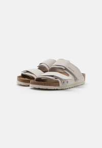 Birkenstock UJI NARROW UNISEX - Pantofole - antique white