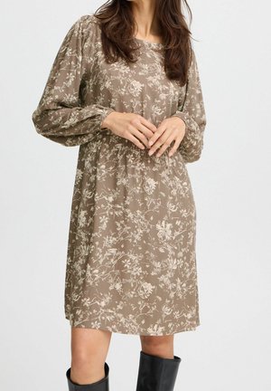 Fransa, Robe de jour - brown