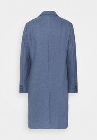 Wollmischung, knielanger blauer Mantel mit Reverskragen, langen Ärmeln und knöpfbaren Manschetten; Rücken mit einer Mittelnahtdetail.