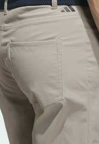 adidas Golf ULT 5-PKT  - Športové šortky - putty beige