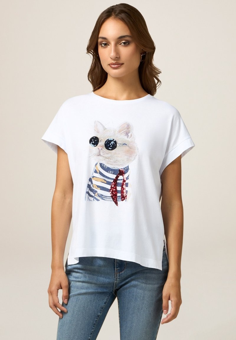 Oltre CON STAMPA E PAILLETTES - T-shirt con stampa - bianco