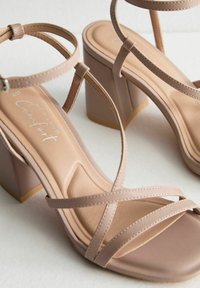 New Look STRAPPY - Sandali con tacco - light brown