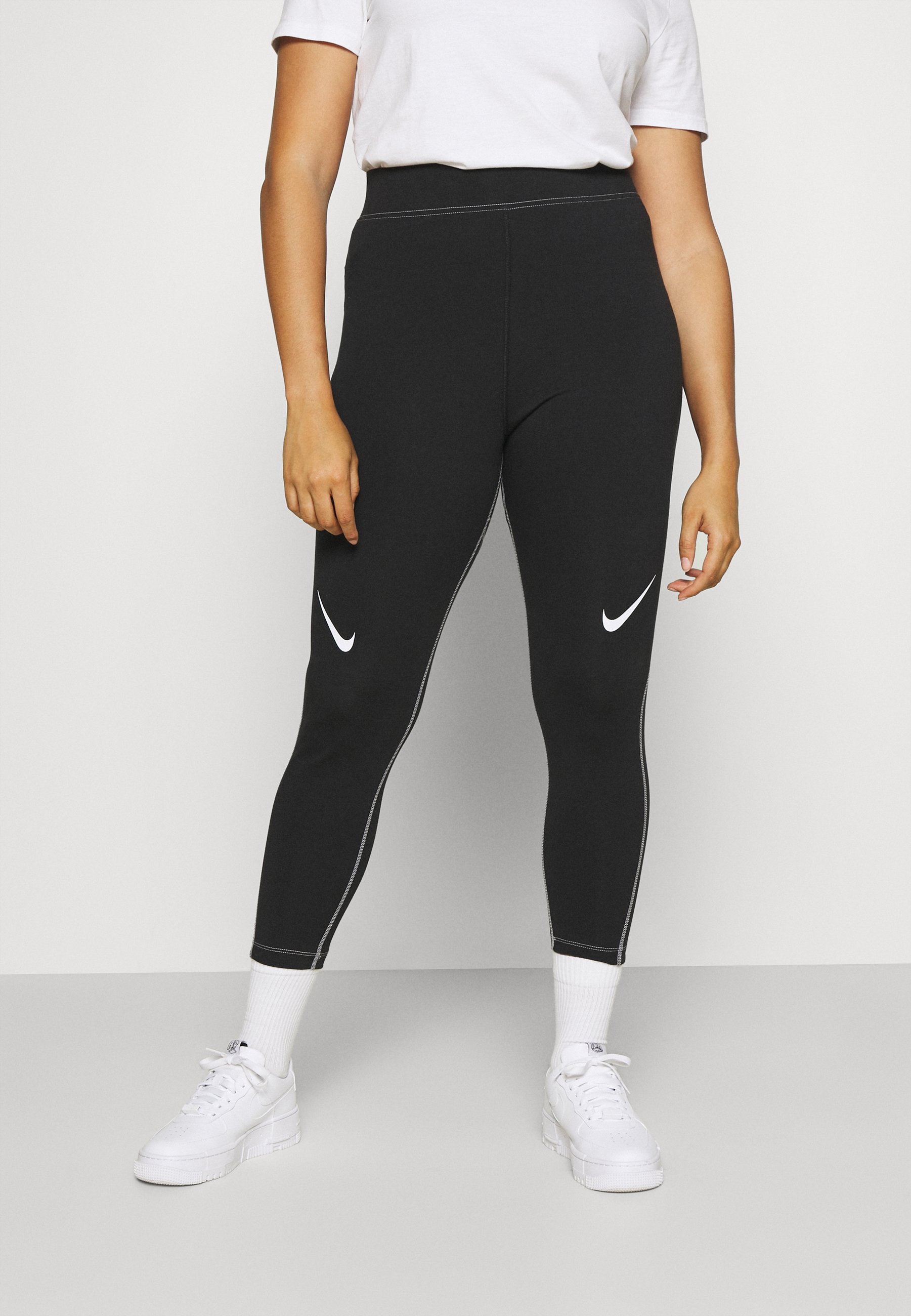 Nike Sportswear PLUS - Tamprės – kelnės 