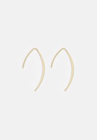 Boucles d'oreilles métalliques dorées présentant une forme courbée allongée avec des extrémités effilées. Texture lisse sans embellissements ni motifs.