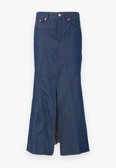 Denim seelikul on kõrge vöökoht, põlvepikkune kujundus, kontrastset oranži õmblemist ja eesmine lõhik, mis tagab mugavuse liikumisel.