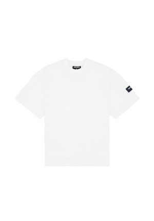 White cotton t-shirt with a round neck, short sleeves, and a black label sewn into the left sleeve. Simple design, no patterns or accents.