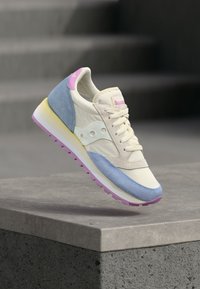 Δεν επιλέχθηκε, tofu/plein air