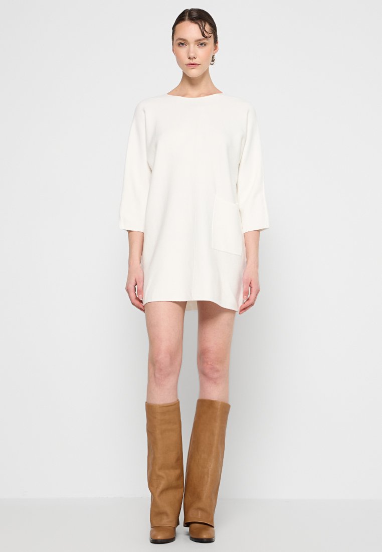 Apart Gebreide jurk wit