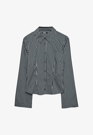 Gekürzte Button-Up-Bluse mit langen Ärmeln, aus einem Stoff mit schwarz-weißen vertikalen Streifen, standardmäßiger Kragen und zwei Fronttaschen.