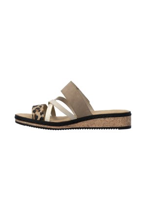 Sandale compensée basse beige imprimé animal avec trois brides croisées et semelle en liège texturée, vue de côté sur fond blanc.