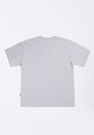 Lyhythihainen t-paita vaaleanharmaana, jossa on pyöreä pääntie ja rento istuvuus. Valmistettu pehmeästä puuvillasta, jossa on sileä pinta.