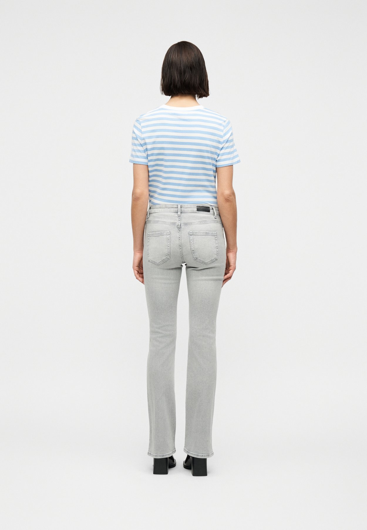 Flared fit ONLBLUSH Mid waist