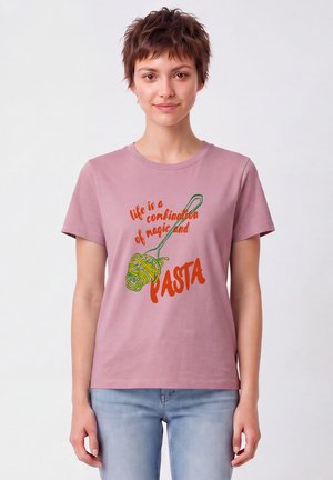 watapparel, MAGIC AND PASTA - T-Shirt print - lilac dream