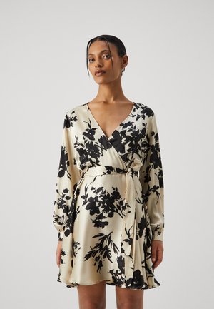 ONLY Petite ONLPATSY V-NECK DRESS - Robe de soir?�e - black/noir - ZALANDO.FR