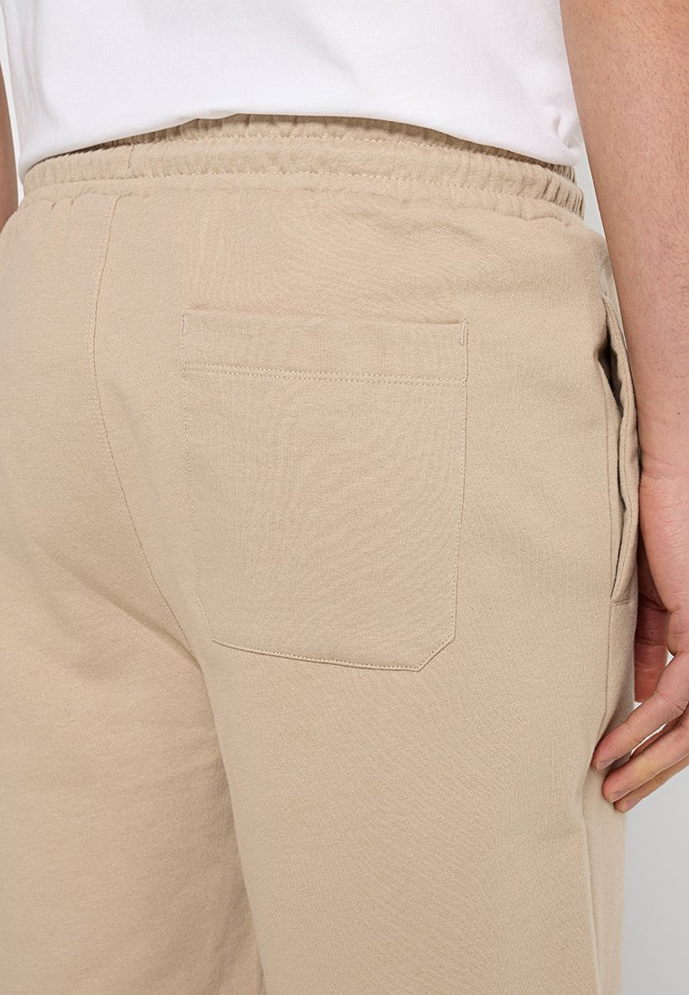 Kurze Sporthose