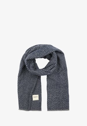 Gebreide sjaal in donkerblauw met een visgraatpatroon, voorzien van een zachte textuur en een klein gelabeld etiket aan de onderkant.