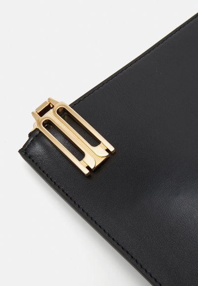 Victoria Beckham POCHETTE - Pisemska torbica - black