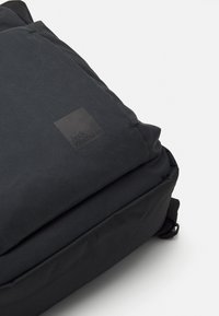 Jack Wolfskin HOELLENBERG - Zaino - black