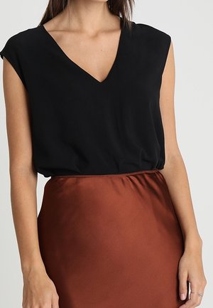 Blusa - black