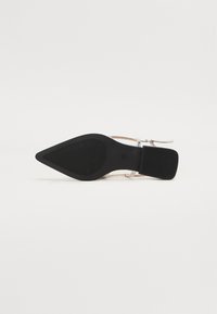 Thumbnail Image 5