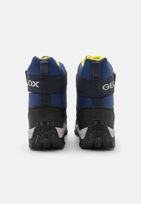 Geox HIMALAYA BOY ABX - Botas para la nieve - navy/lime