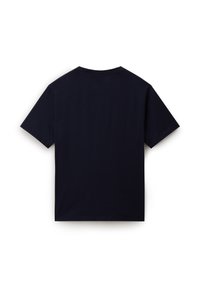 Schwarzes kurzärmeliges T-Shirt mit Rundhalsausschnitt, flach ausgelegt und die Rückseite zeigend auf weißem Hintergrund.