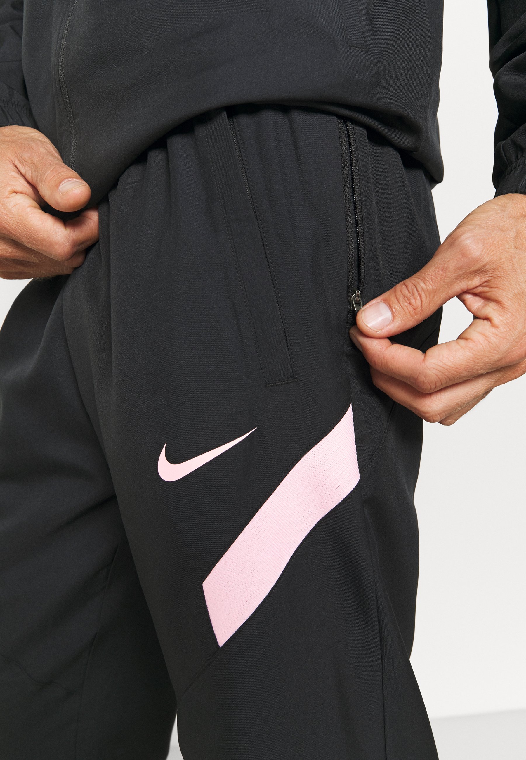 Nike Performance PARIS ST. GERMAIN AW - Chándal - black/arctic punch/negro  - Zalando.es