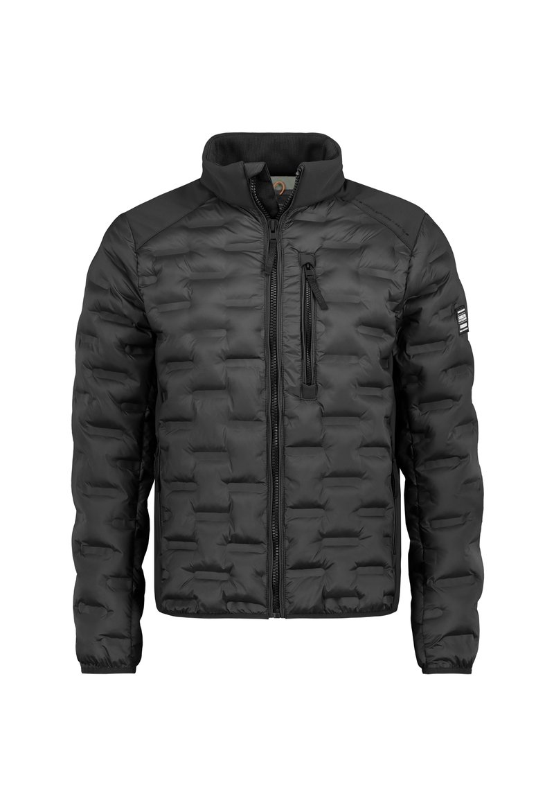 Schwarze gesteppte Pufferjacke mit hohem Kragen, Frontreißverschluss, Reißverschluss-Brusttasche und langen Ärmeln, vor weißem Hintergrund dargestellt.