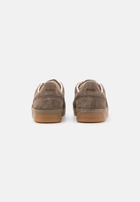 BOSS BRENTA TENN - Sneakers basse - open brown