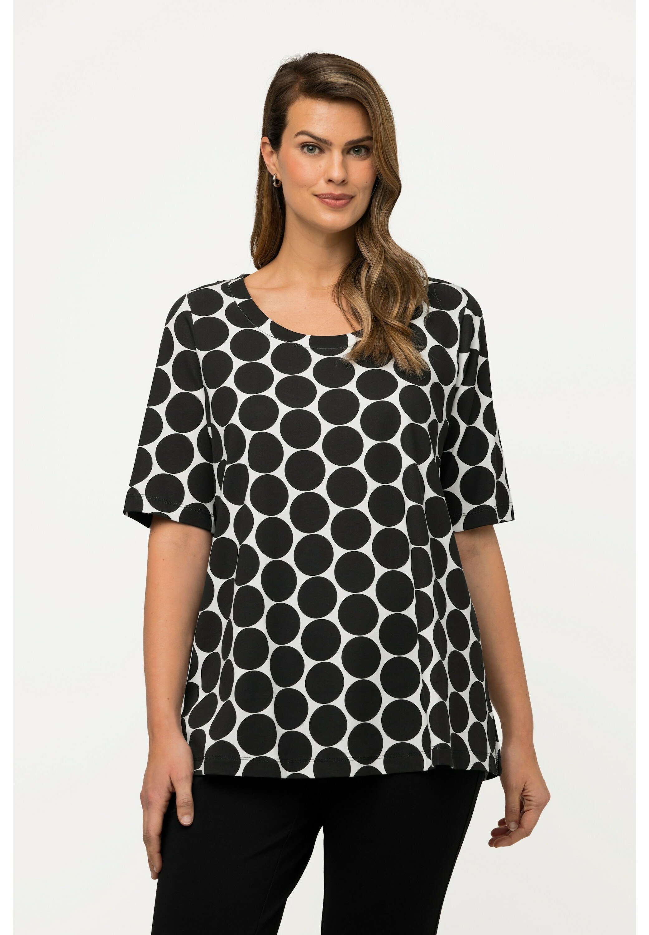 Ulla Popken Damen T-Shirt A-Linie Mit Zipfelsaum, Aus Bio-Baumwolle – Bequemes Ringelshirt Mit V-Ausschnitt