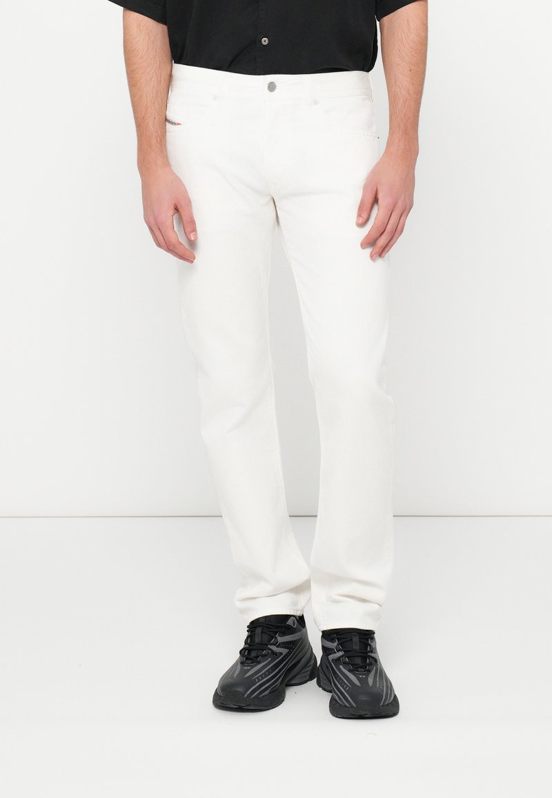 Diesel Straight leg jeans wit Diesel Straight leg jeans wit