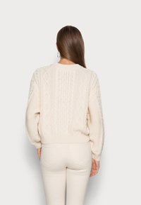 Wrangler Stickad tröja - off-white