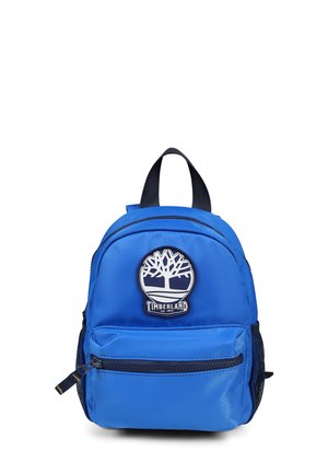 Zaino in nylon blu con spallacci imbottiti, tasca frontale con zip e patch del logo Timberland. Presenta tasche laterali in rete.