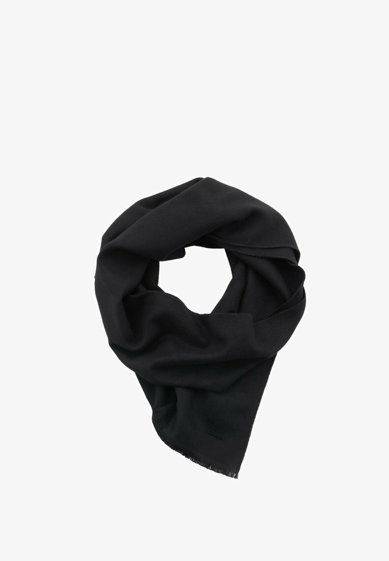 Zwarte sjaal van zacht materiaal, met een gladde textuur en onafgewerkte randen. Gevormd in een lusvorm, heeft het een eenvoudig ontwerp.