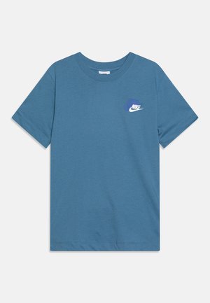 Nike Sportswear, GRAPHIC TEE - Camiseta estampada - aegean storm