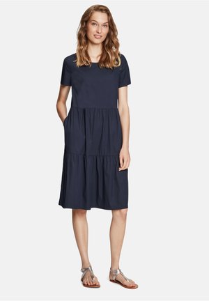 SOMMER MIT STUFEN - Robe de jour - night sky