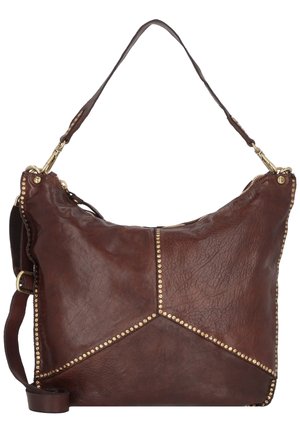 Borsa a tracolla in pelle marrone con un design morbido, caratterizzata da borchie dorate lungo le cuciture e una singola tracolla regolabile. Chiusura superiore con zip.