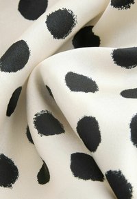 Next CAMI  - Maksikleit - black white spot print