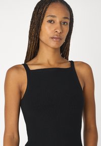 Abercrombie & Fitch SQUARENECK OTTOMAN TANK - Viršus - black beauty