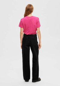Selected Femme SLFMYESSENTIAL O NECK - T-shirts basic - fuchsia purple