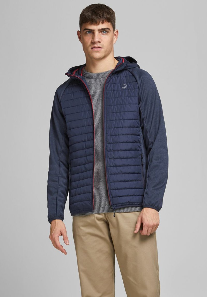 Jack & Jones - JJEMULTI QUILTED JACKET - Lehká bunda - ark blue/dark blue, Zvětšit