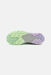 Nike Performance REACT TERRA KIGER 9 - Scarpe da trail running - medium olive/summit white/neutral olive/lilac bloom/light iron ore